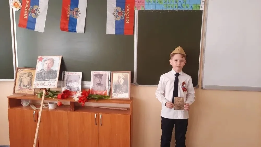 В преддверии Дня Победы у ребят 2 А  / кл. Рук. О. А. Мещерякова/ класса МБОУ СОШ № 4 г. Грязи проше