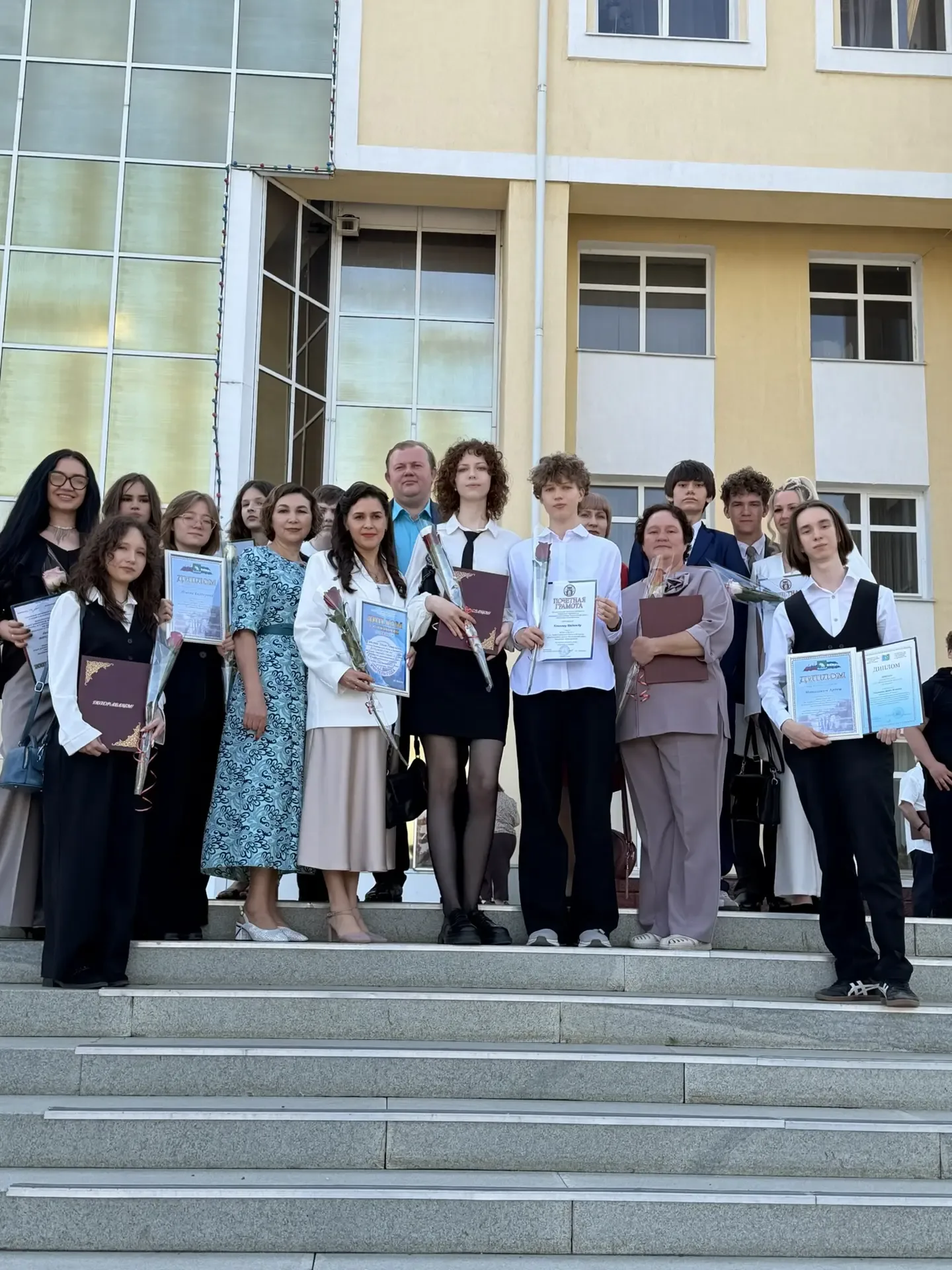 💯Сегодня на сцене городского дворца культуры состоялась торжественная церемония награждения одаренны