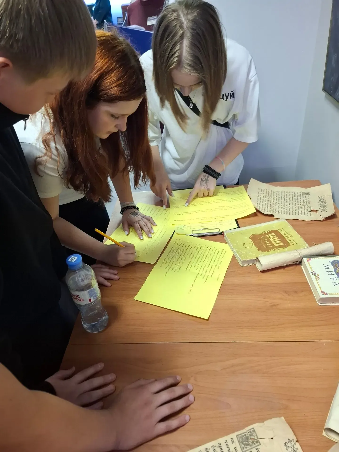 Погружение в историю: как 7 и 8 классы провели «Ночь музеев» в Бердске 🎨🕰️15 мая учащиеся 7-х и 8-х 