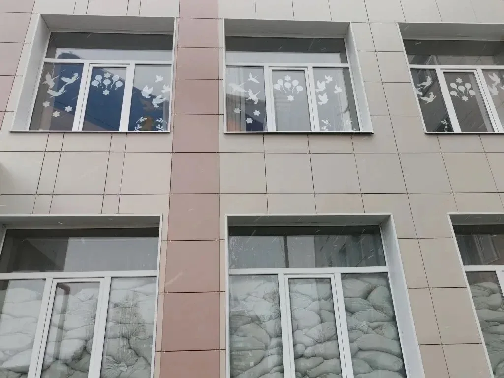 🕊️ Наш лицей принял участие во Всероссийской акции «Окна Победы»!   Ученики и педагоги вместе украси