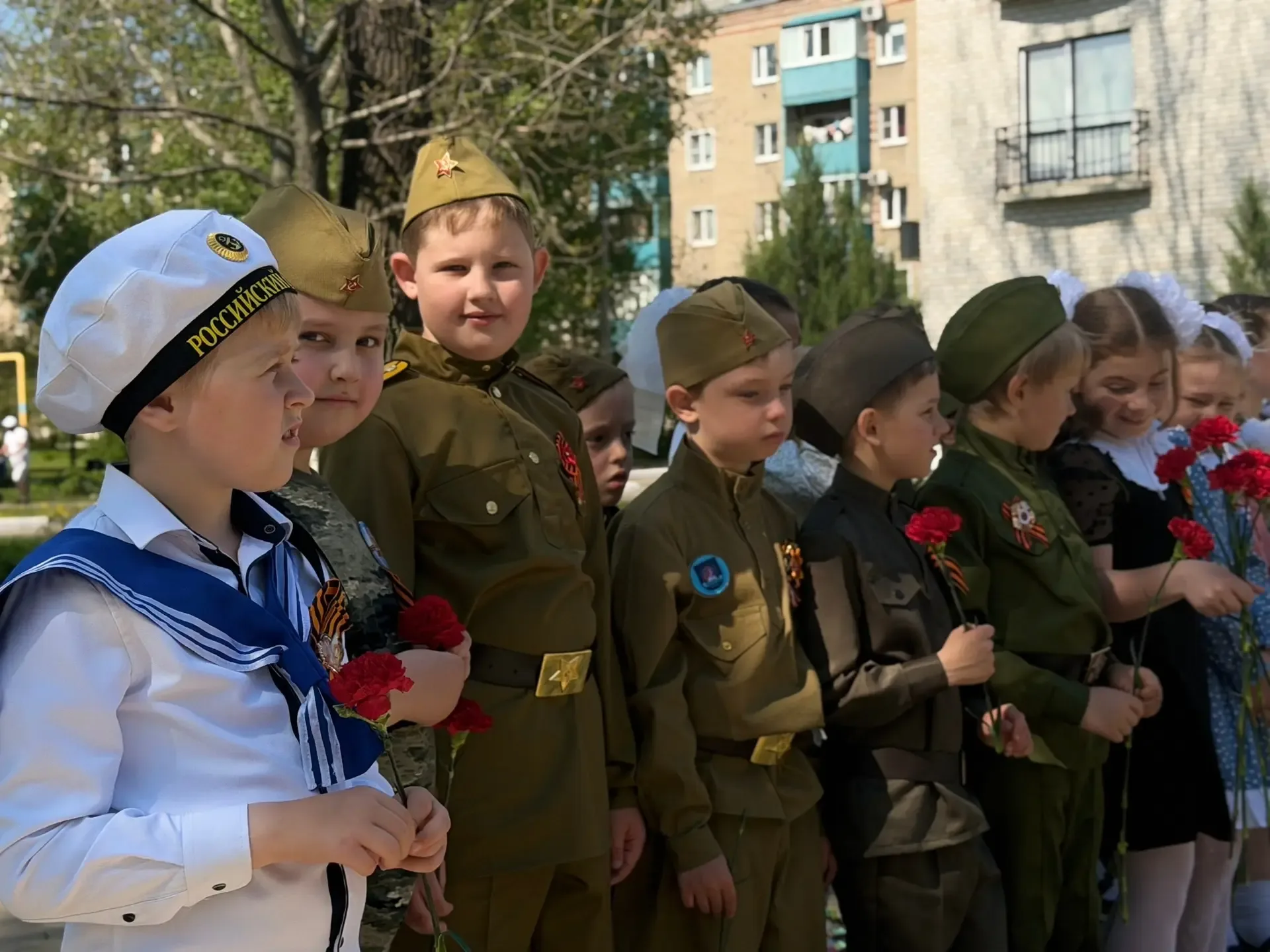 🎖 ПАМЯТЬ О ГЕРОЕ  День Победы — это день, когда мы отмечаем победу советского народа в Великой Отече