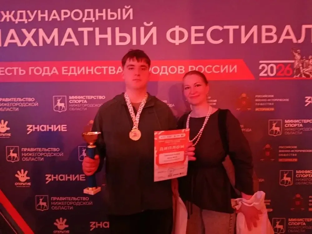 Поздравляем Овчинникова Алексея, ученика 7а класса, со вторым местом в финале школьной городской лиг