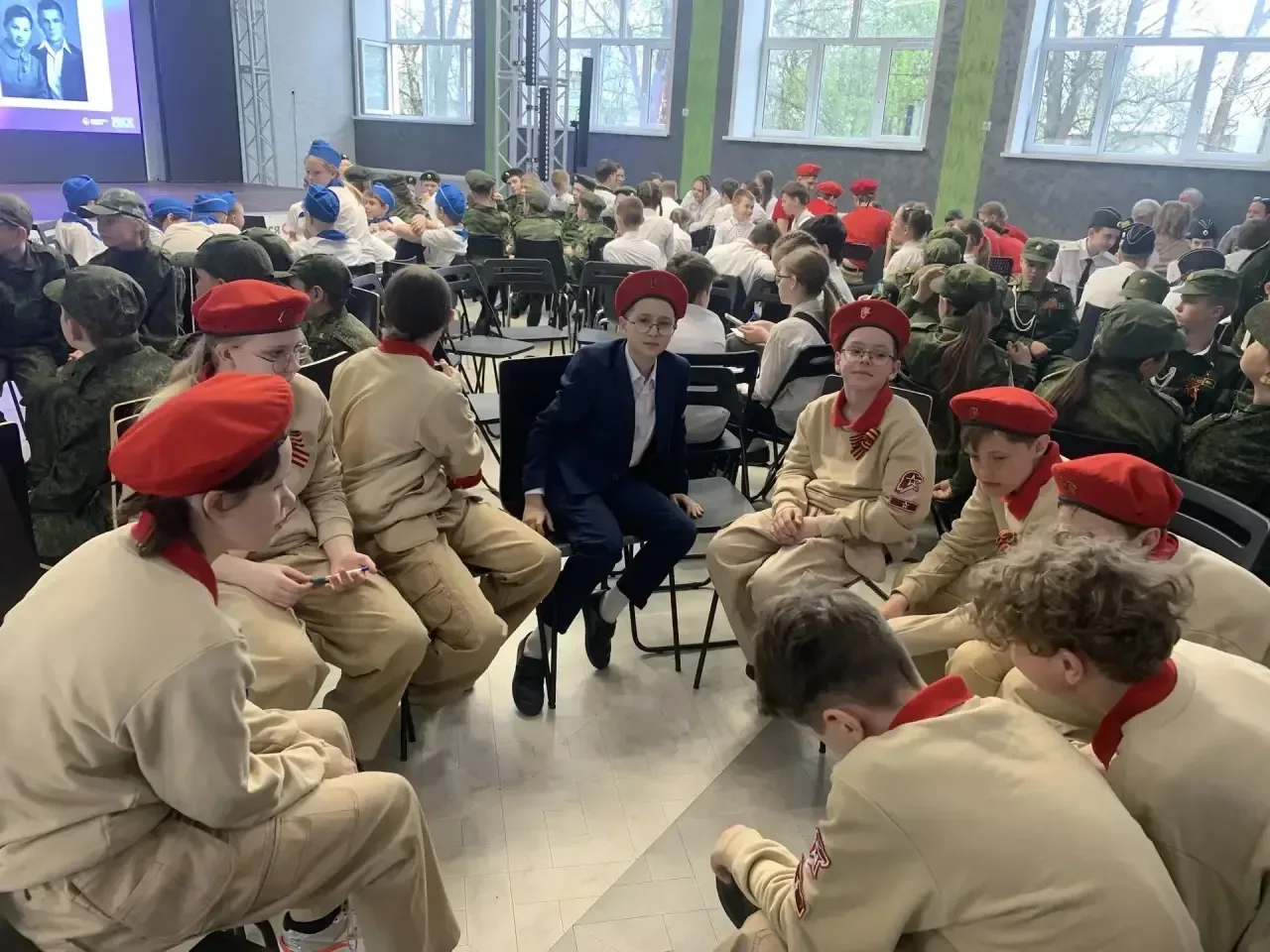 Военно-патриотический клуб «Удар» отмечает День Победы. Ребята из ВПК «Удар» в преддверии Дня Победы