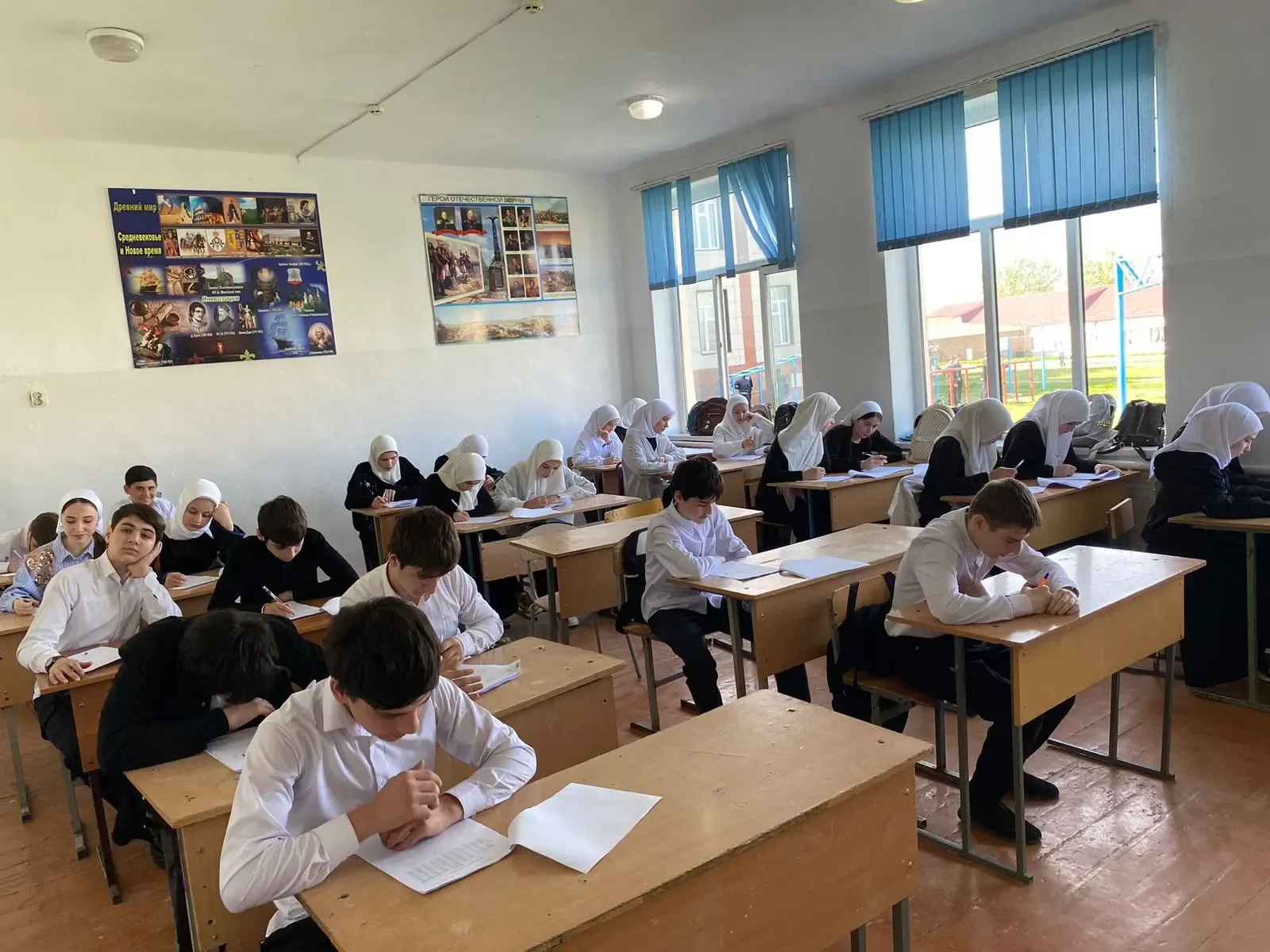📢 В нашей школе завершились Всероссийские проверочные работы (ВПР)! В течение последних недель учени