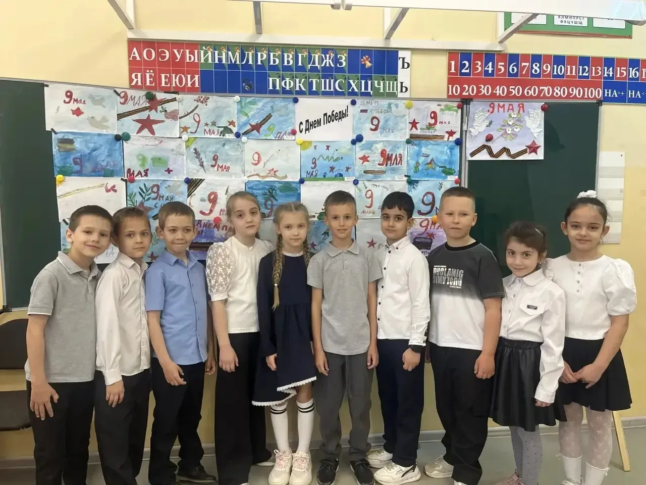 📌В преддверии празднования 9 Мая в ГБОУ СОШ №9 г. Кинеля прошёл цикл патриотических мероприятий, пос