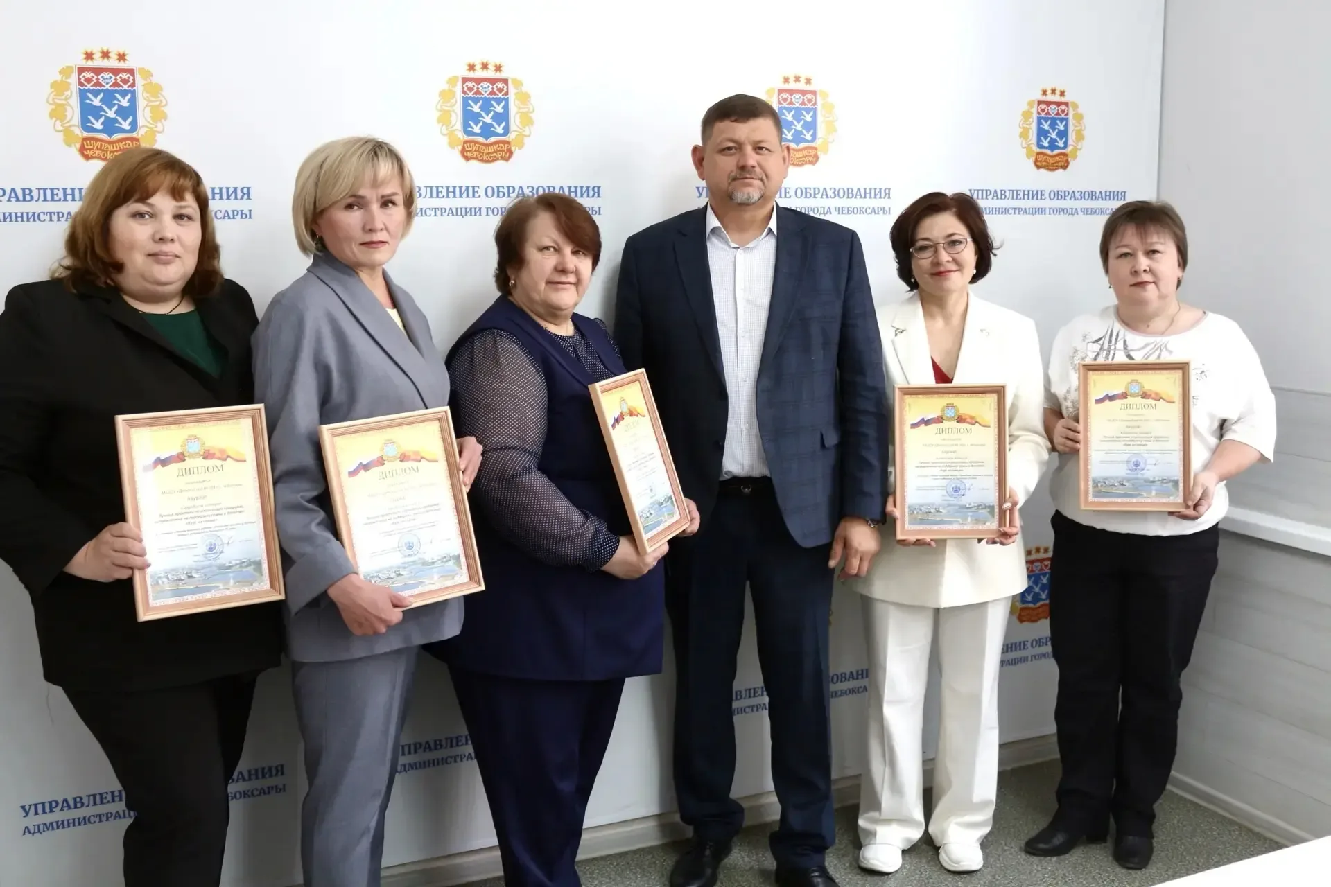 В Международный день семьи в  Чебоксарах подвели итоги городского конкурса «Курс на семью»  Конкурс 