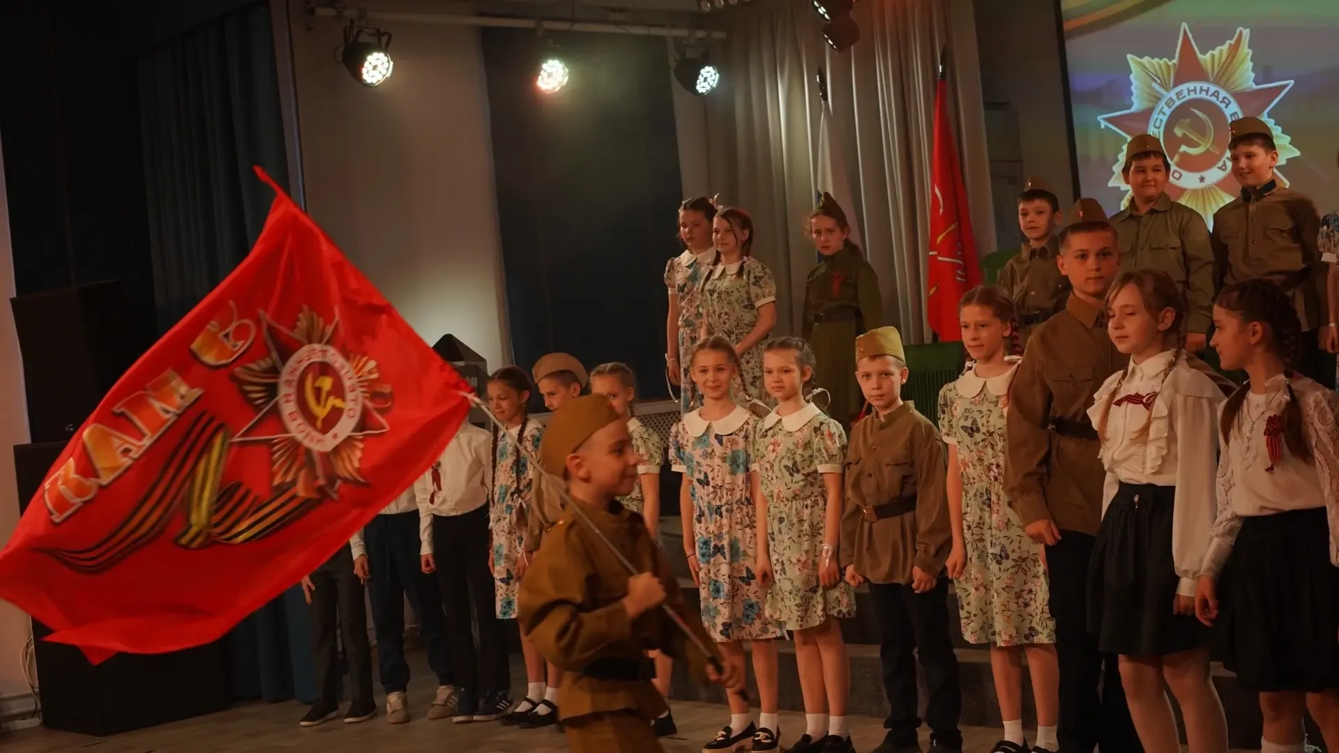 🌟 Праздничный концерт ко Дню Победы 🌟  Вчера в нашей школе прошёл особенный концерт, посвящённый 9 М