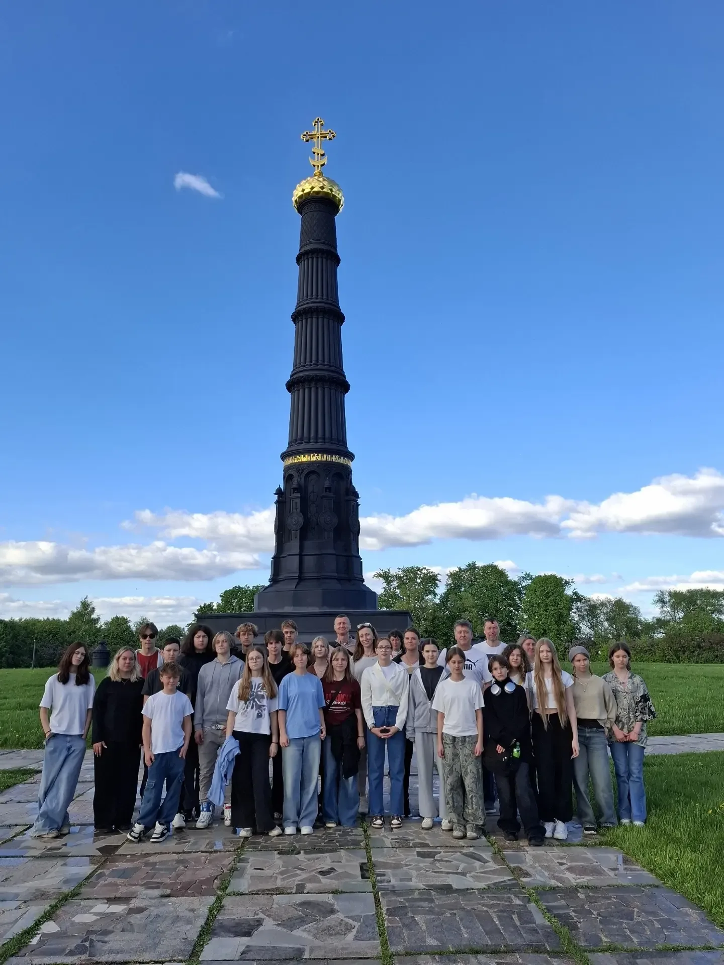 🚌💨 Назад в историю: Тула, пряники и Куликово поле  С 14 по 17 мая ученики 8А класса совершили увлека