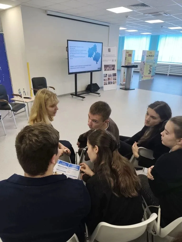 🧑‍⚕️🩺 «МЕДИЦИНА — БИЛЕТ В БУДУЩЕЕ»  15 мая 2026 года делегация учащихся 9–10 классов МОУ "Лицей №7" 