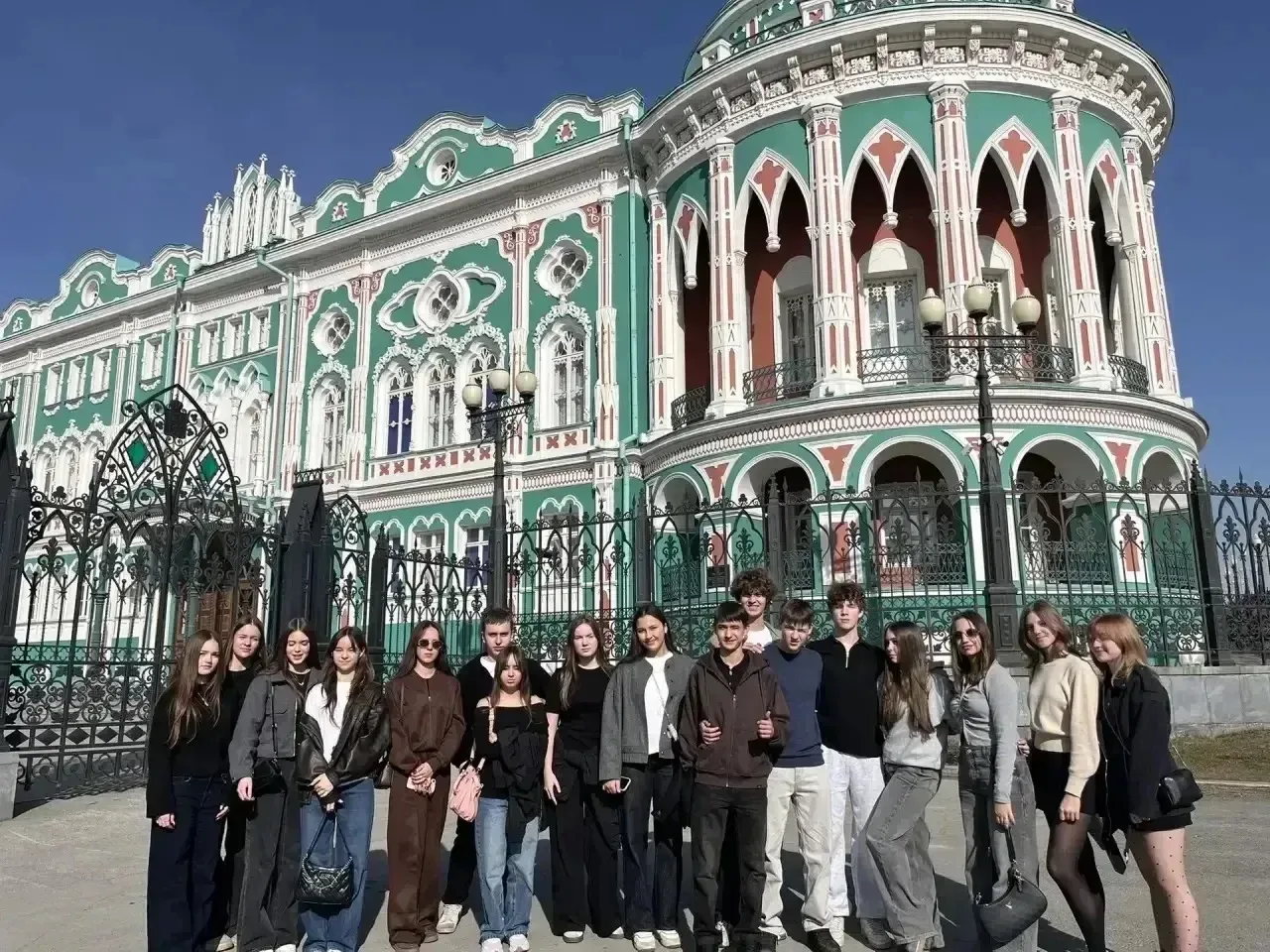 18 мая - Международный день музеев 🏛️  Музеи - это не просто хранители истории, а настоящие центры к