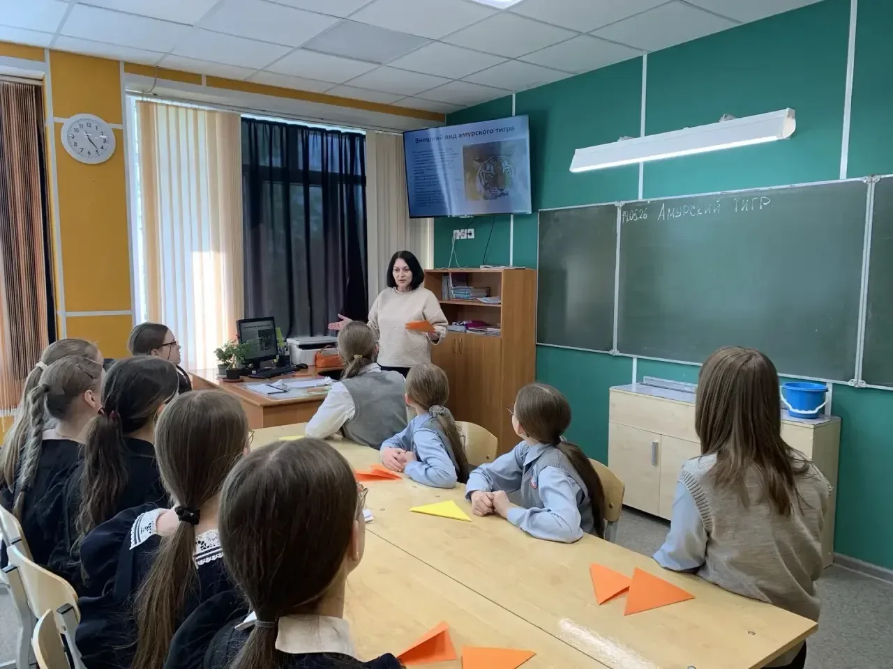 Продолжаем работу в клубе «Содружество народов. Дальний Восток»  Дальний Восток России - удивительны