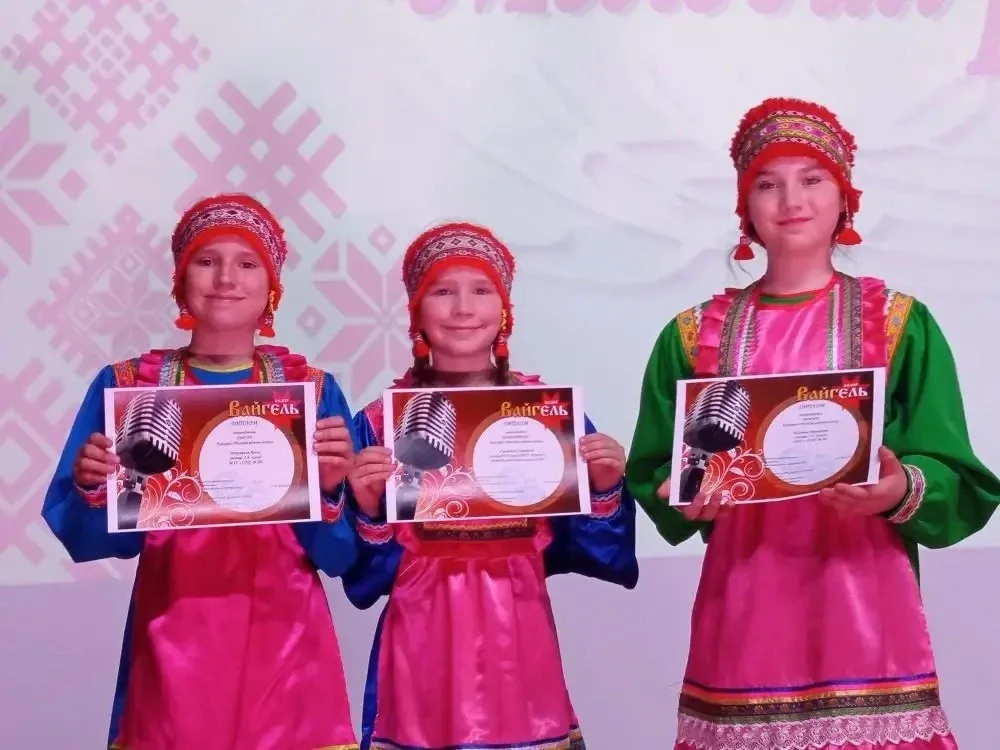 ✨Саранске ежегодно проводится городской конкурс чтецов и стихов «Мелодия родного языка». Он направле