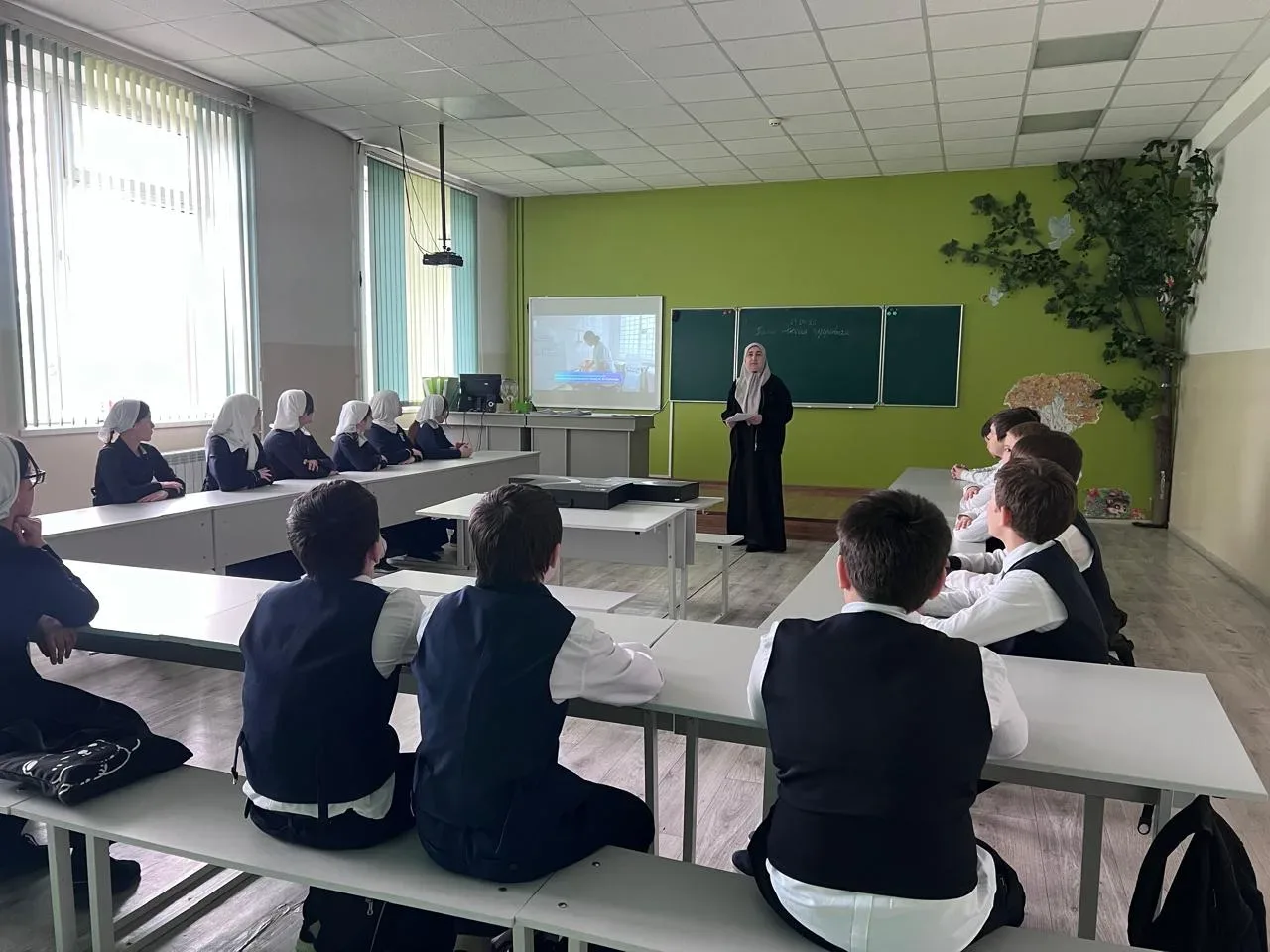 07.05.2026 года в МБОУ «СОШ 1 им. А.Л. Ярычева с.Кулары»прошли профориентационные занятия "Россия: М