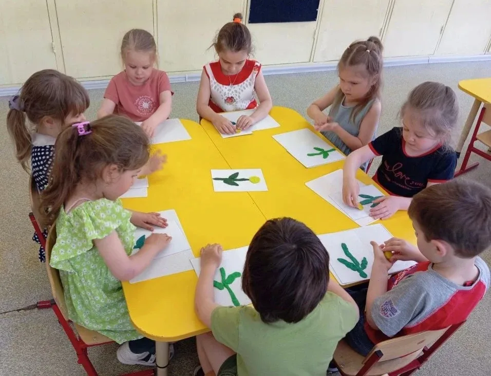 🌿У природы есть свои праздники🌿 Один из них, 13 мая - Всемирный день одуванчиков🌼Одуванчик - маленьк
