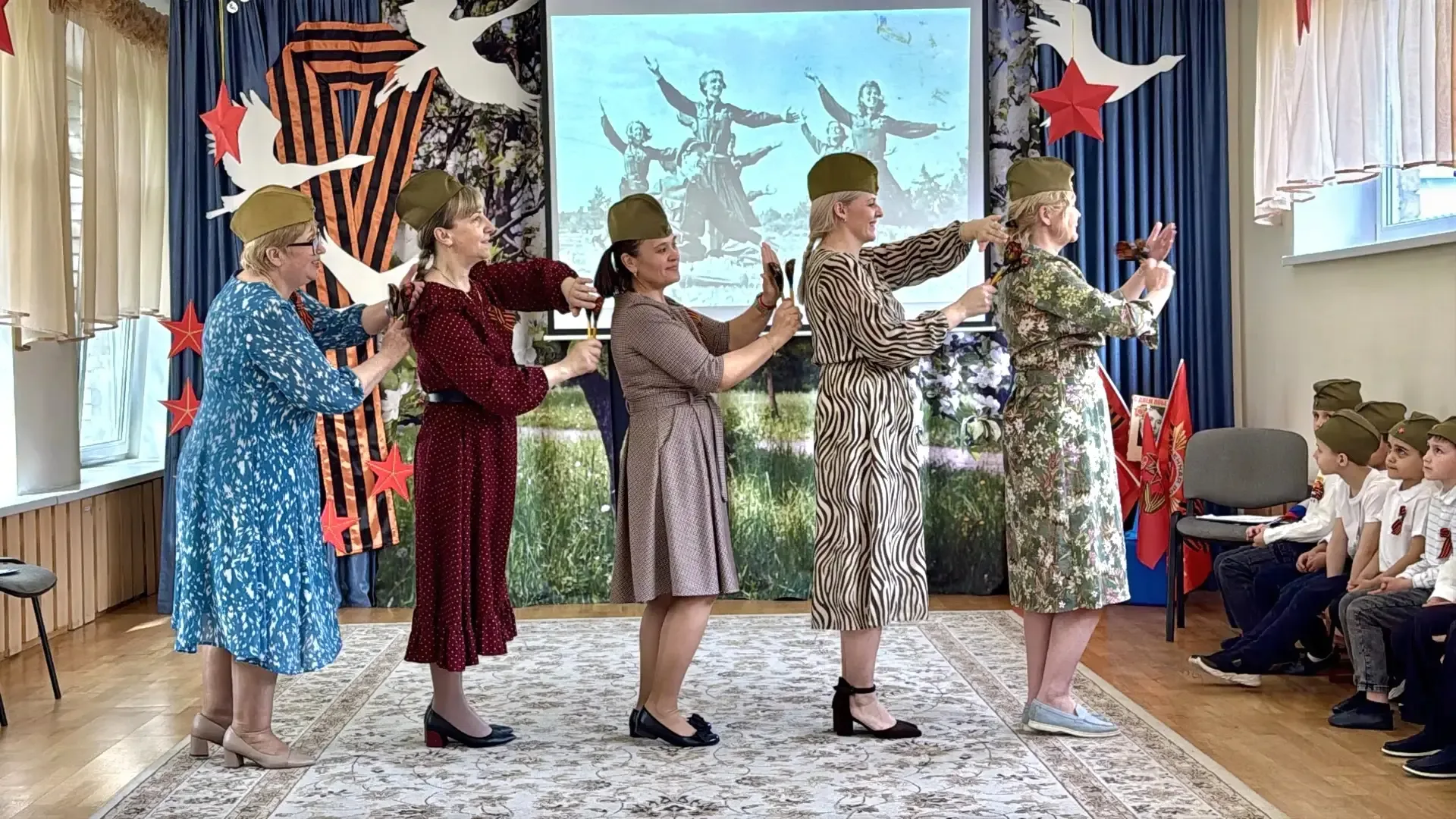 Мы помним...Мы гордимся!🇷🇺⭐️🇷🇺 В преддверии 9 мая, в нашем детском саду прошли мероприятия, посвящен