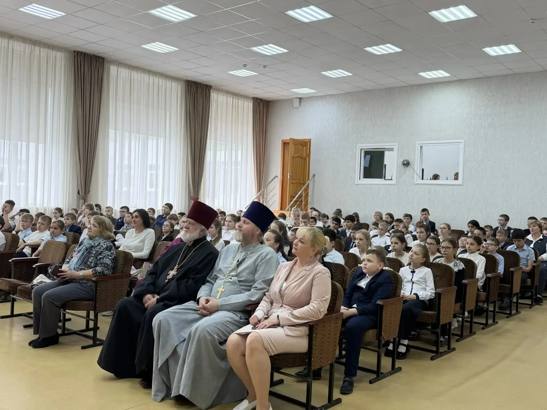 15 мая в стенах МБОУ СОШ с. Тербуны состоялось заседание методического объединения учителей «Основ р
