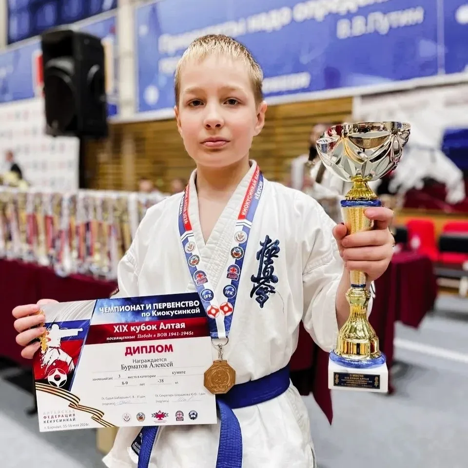 ДОСКА ПОЧЕТА ОБРАЗОВАТЕЛЬНОГО ЦЕНТРА «НОВЫЕ ГРАНИ» 🏆    ⚪ 16 мая Арина Газизова, ученица 6Р класса, 