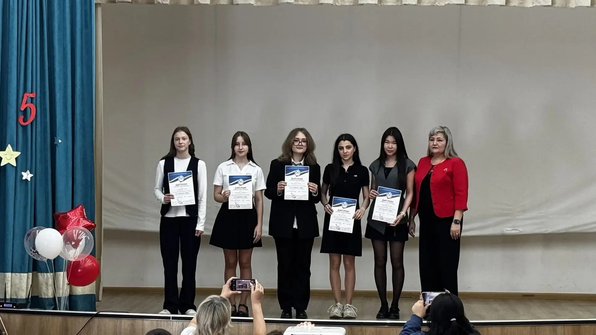 ✨ Наши звезды заслужили награду! Слет отличников-2026! ✨  19 мая в нашей школе состоялся долгожданны