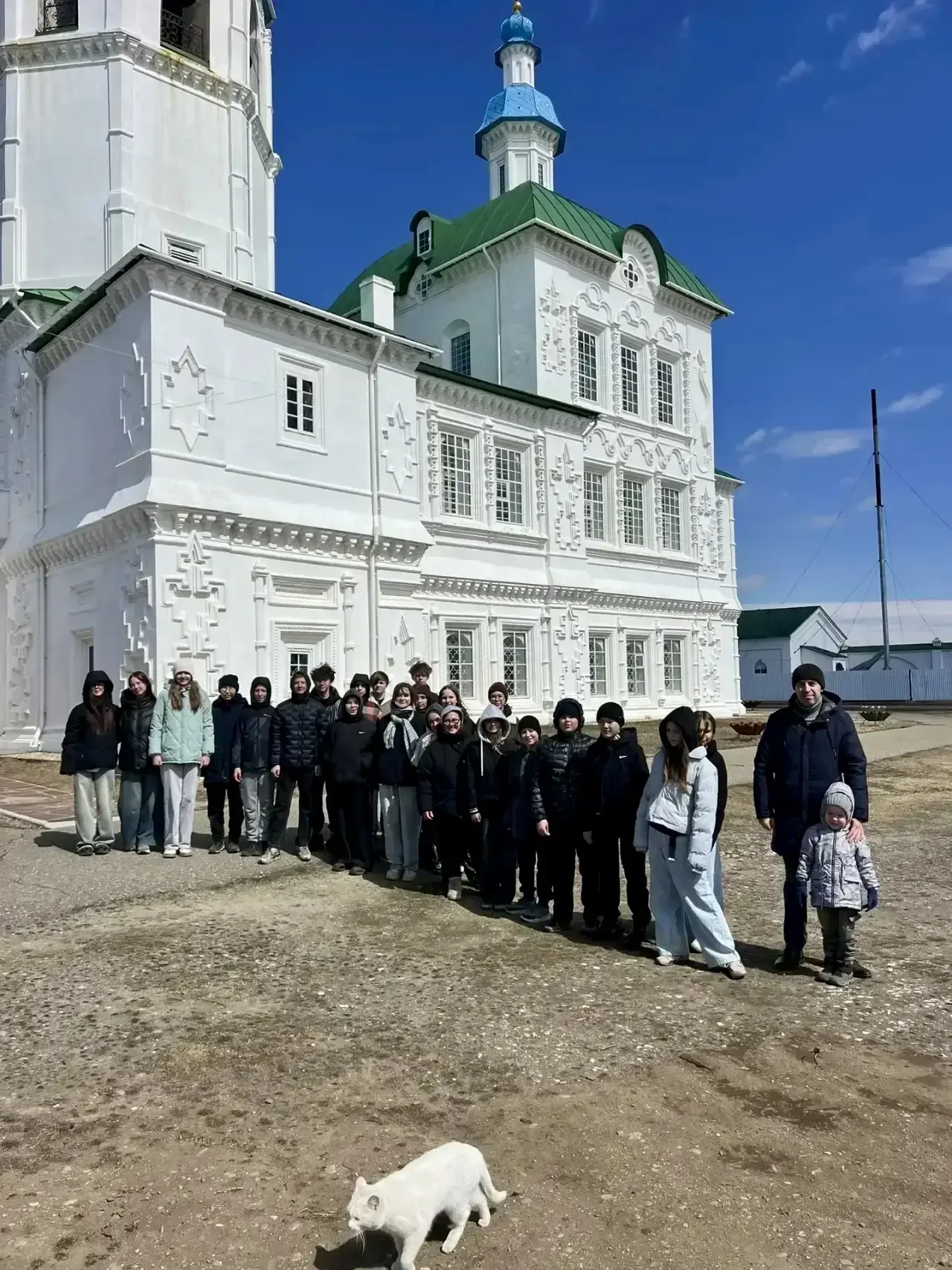 🚌Ученики 7А класса приняли участие в познавательной экскурсии в Посольский Спасо‑Преображенский мужс