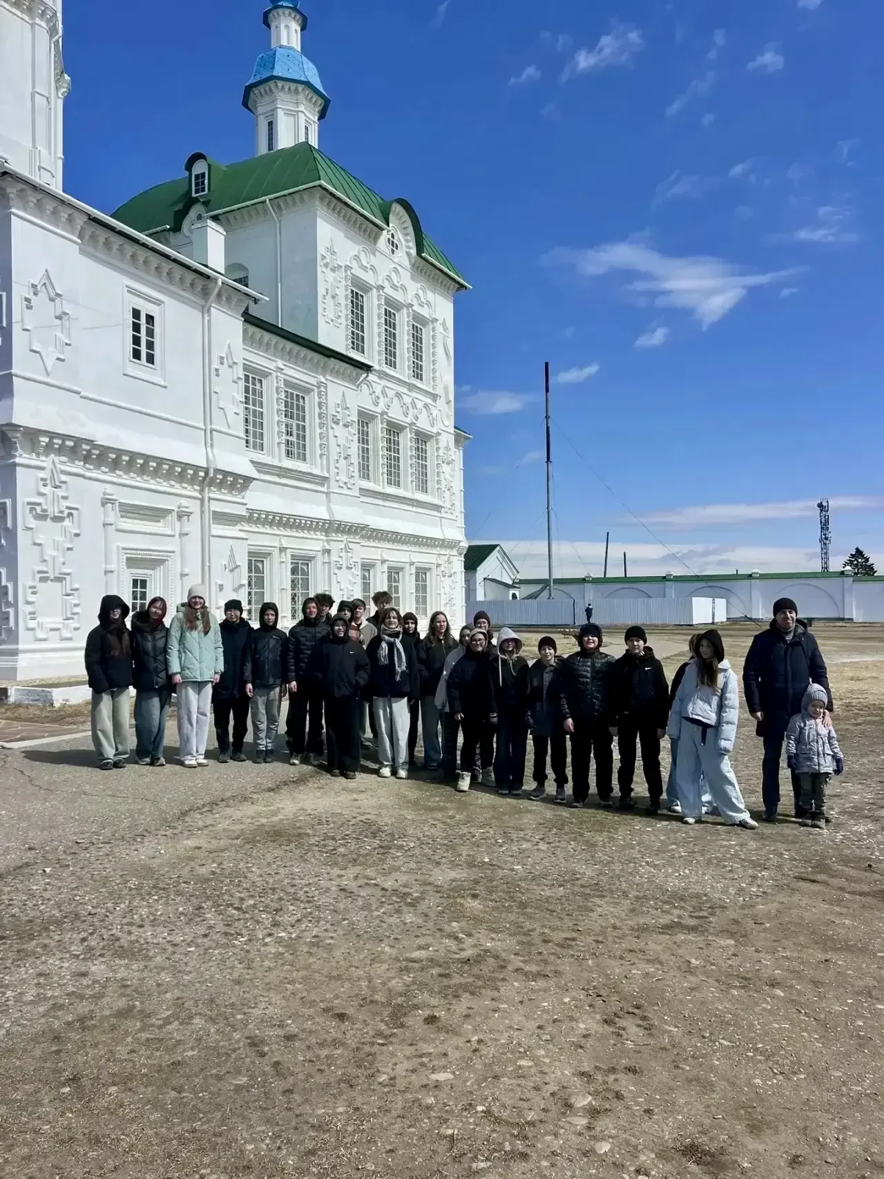 🚌Ученики 7А класса приняли участие в познавательной экскурсии в Посольский Спасо‑Преображенский мужс