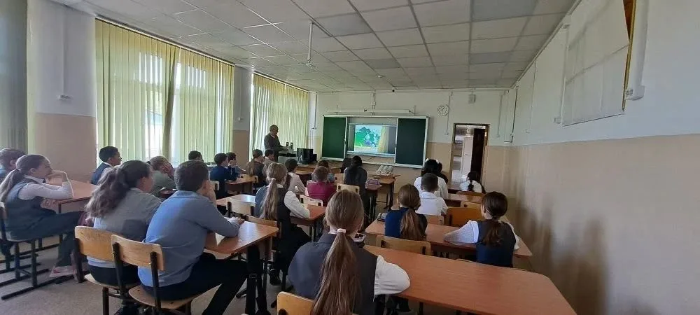 В нашей гимназии состоялось яркое и познавательное мероприятие для будущих пятиклассников — «Я иду в