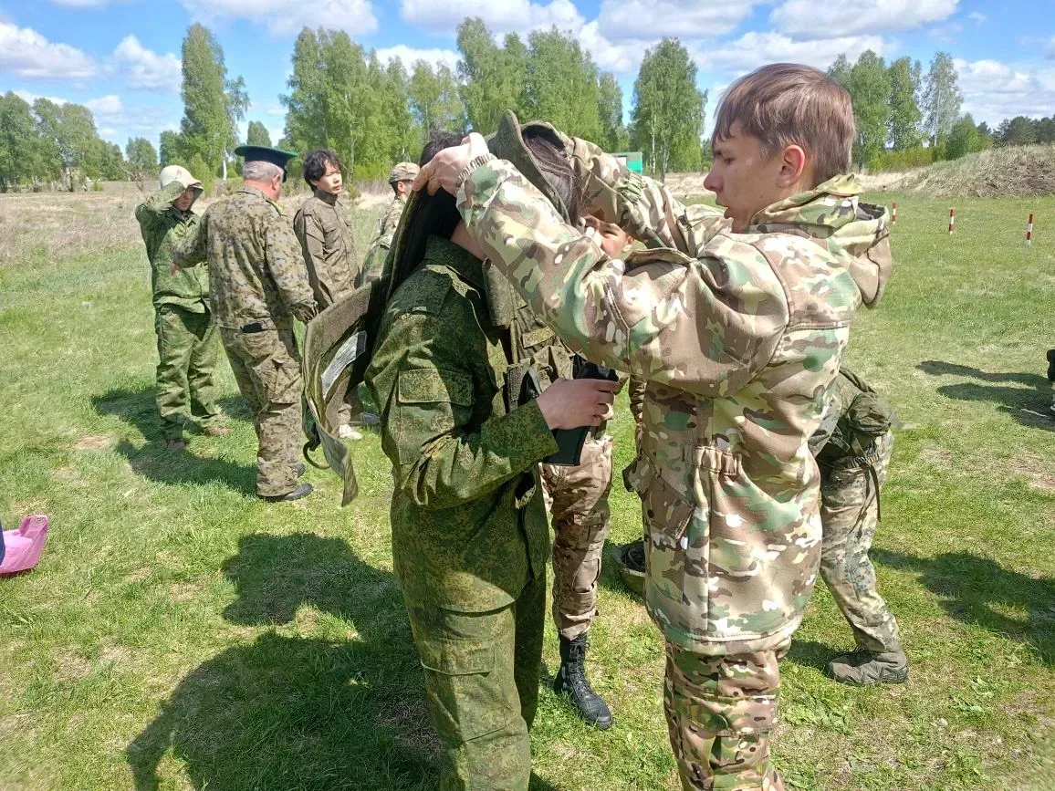 Учебные сборы: первые шаги к воинской подготовке! 13 и 14 мая 2026 года учащиеся 10 классов нашей ги