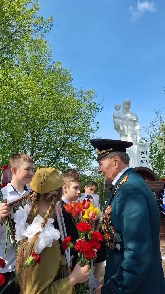 🎗️8 мая ученики, педагоги и родители школы №6 по улице Ромодановские дворики приняли участие в торже