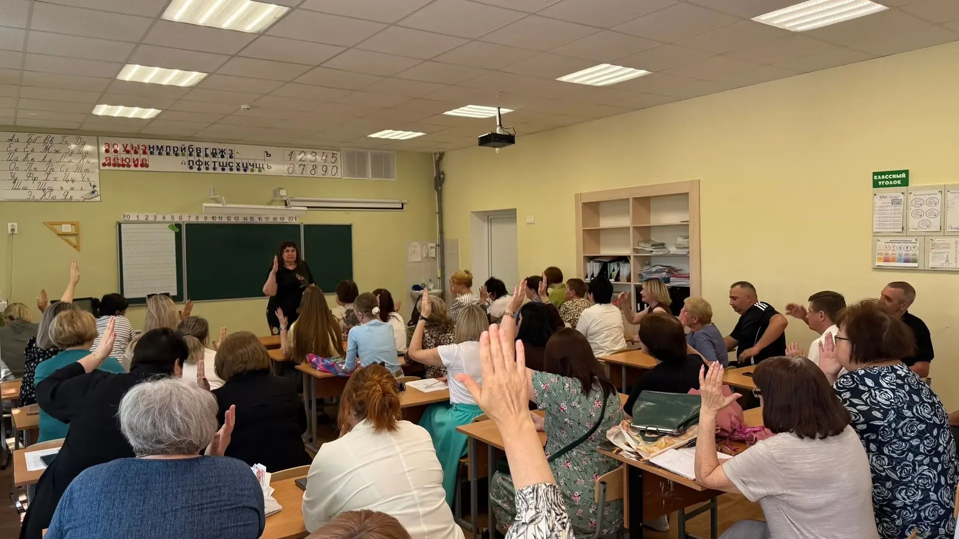 📢 Официально: все наши выпускники — 2026 допущены к экзаменам!  Сегодня, 22 мая, в школе прошёл педа