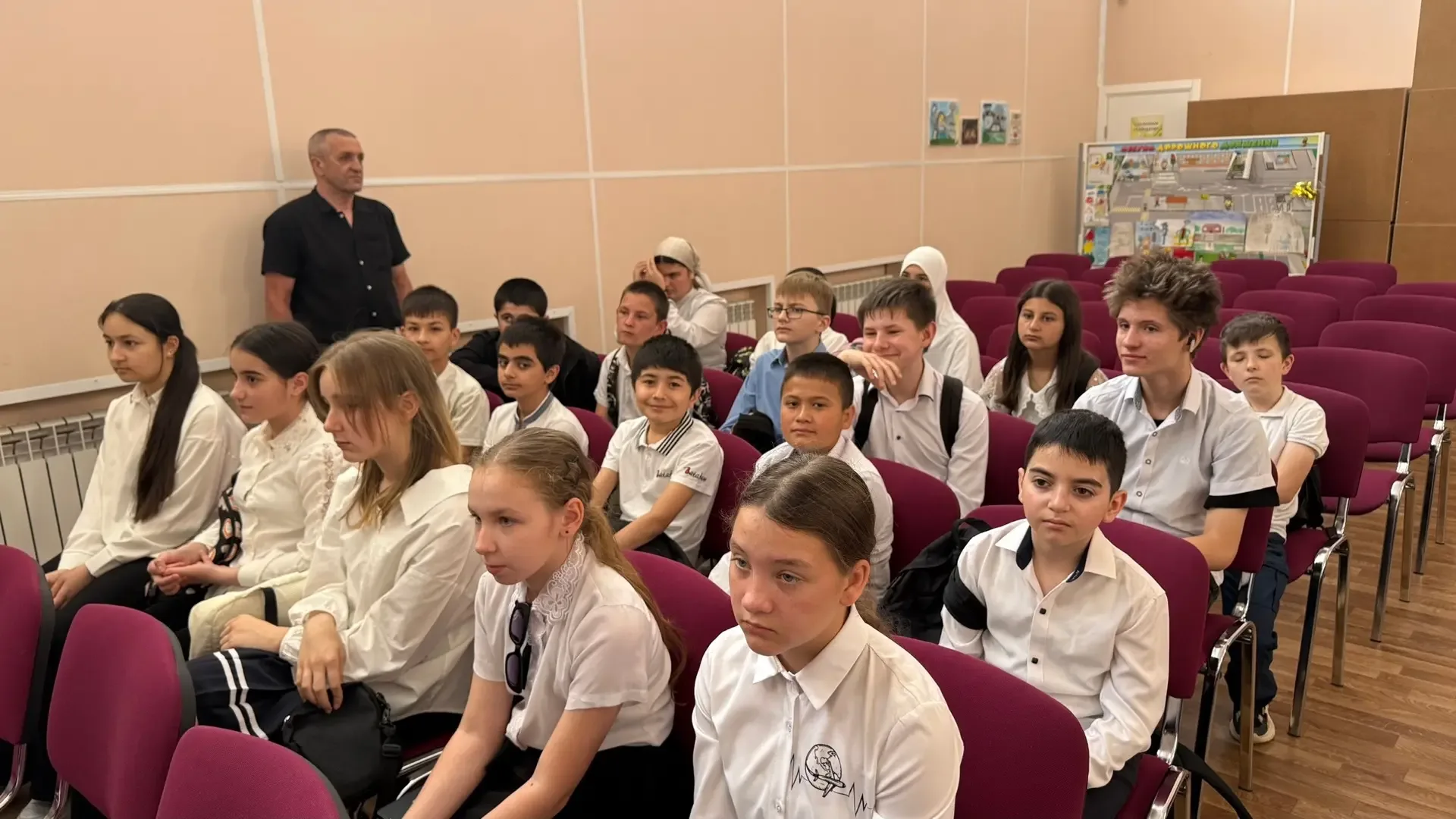 🇷🇺 18 мая 2026 года в Городищенской школе № 1 прошла традиционная торжественная линейка, посвящённая