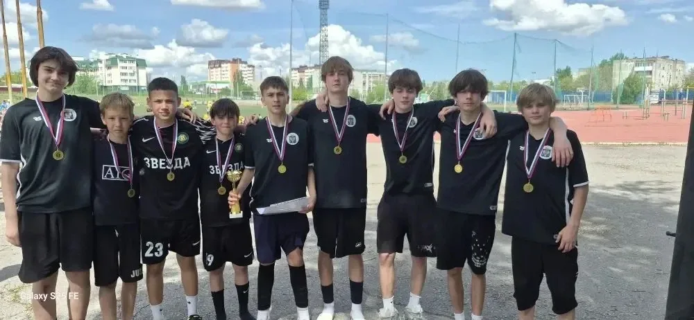 🏆 ДВЕ ПОБЕДЫ В «КОЖАНОМ МЯЧЕ» – НАША ГОРДОСТЬ! 🏆  15 мая 2026 года на стадионе «Урожай» прошёл 2-й м
