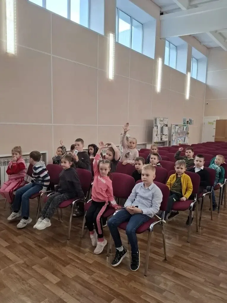 📌 Итоговое мероприятие курса «Подготовка к школе»   30 апреля 2026 года в нашей школе прошла заключи