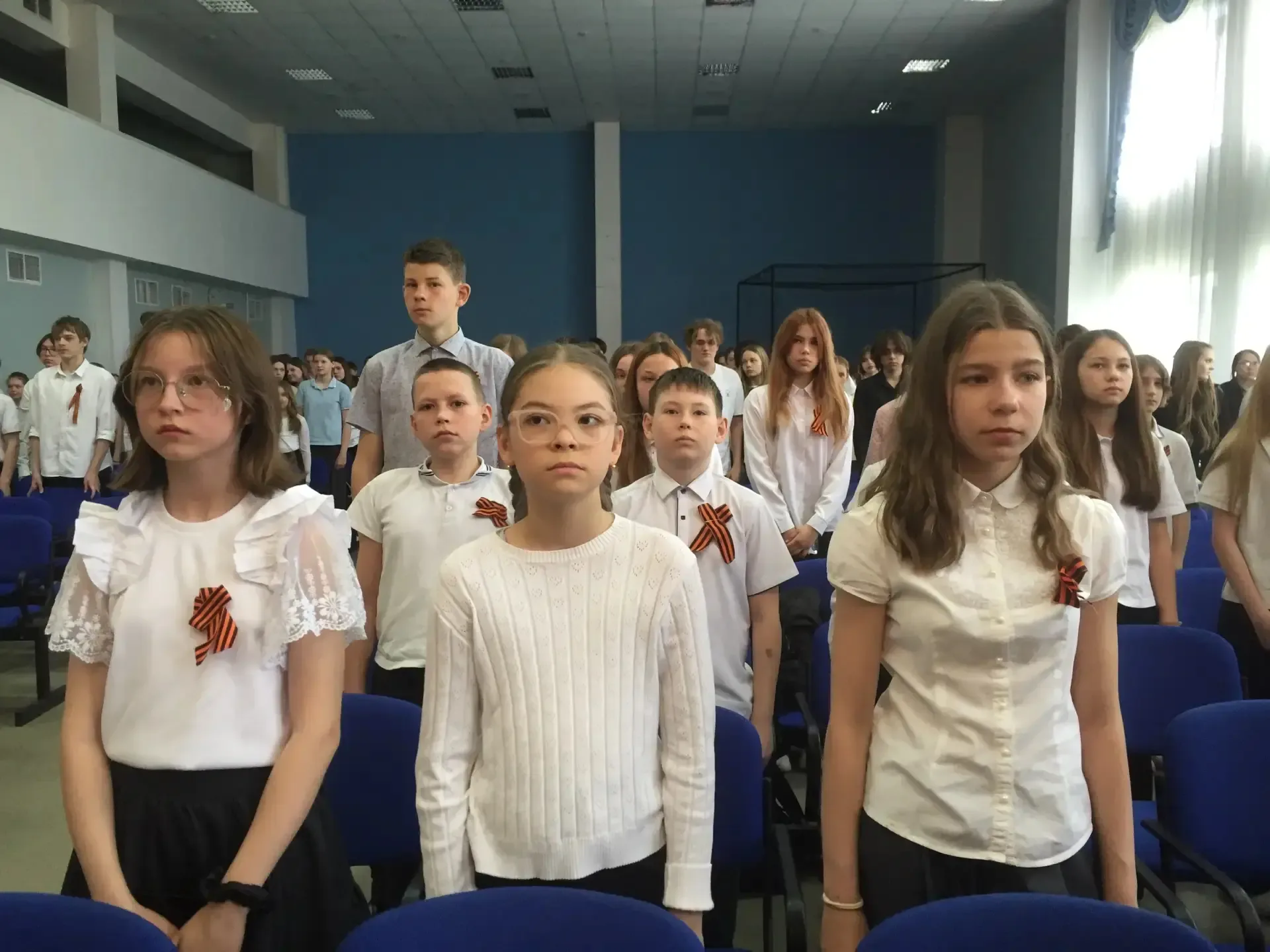 МЫ  ПОЁМ  О  ВОЙНЕ  📌 Каждый год в майские дни наш народ вспоминает грозные годы войны, чтит память 