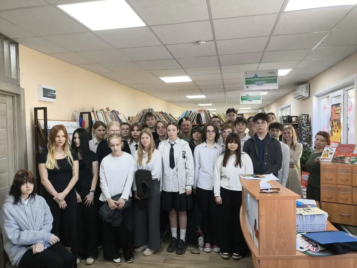 6 мая 2025 года в состоялась встреча учеников 8 "А" класса и Сергея Геннадьевича Атанова – подполков