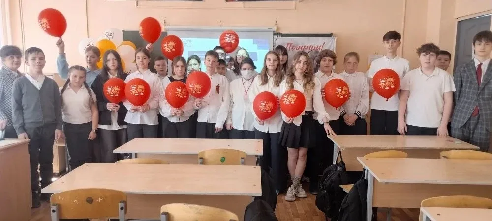 #УрокиПамяти#ДеньПобеды 🇷🇺Учащиеся почтили память героев, которые сражались за нашу Родину в годы Ве