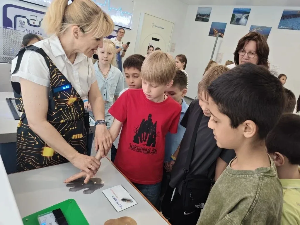 Посещение музея  18 мая - Тесла в Волжском оставило очень яркое впечатление для ребят из 3 Д и 2 Г к