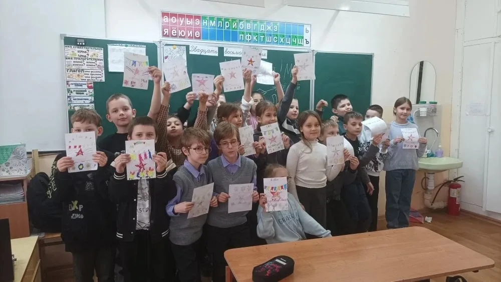 «Мир! Труд! Май!»🌸  Этот лозунг знаком нам с детства и неразрывно связан с Праздником Весны и Труда.