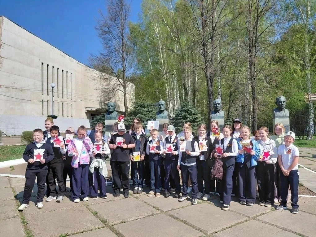 «День Победы в памяти детей» В преддверии Дня Победы учащиеся 4 «Л» класса решили сделать что-то осо