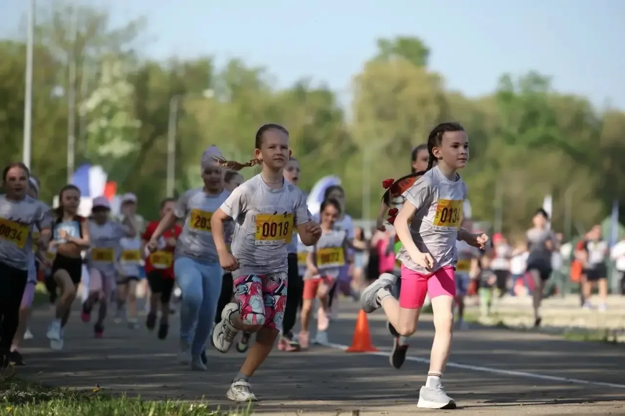Маленькая чемпионка с большим характером! 🏃‍♀️💨  Знакомьтесь, это Пашина Милена, ученица 1«А» класса