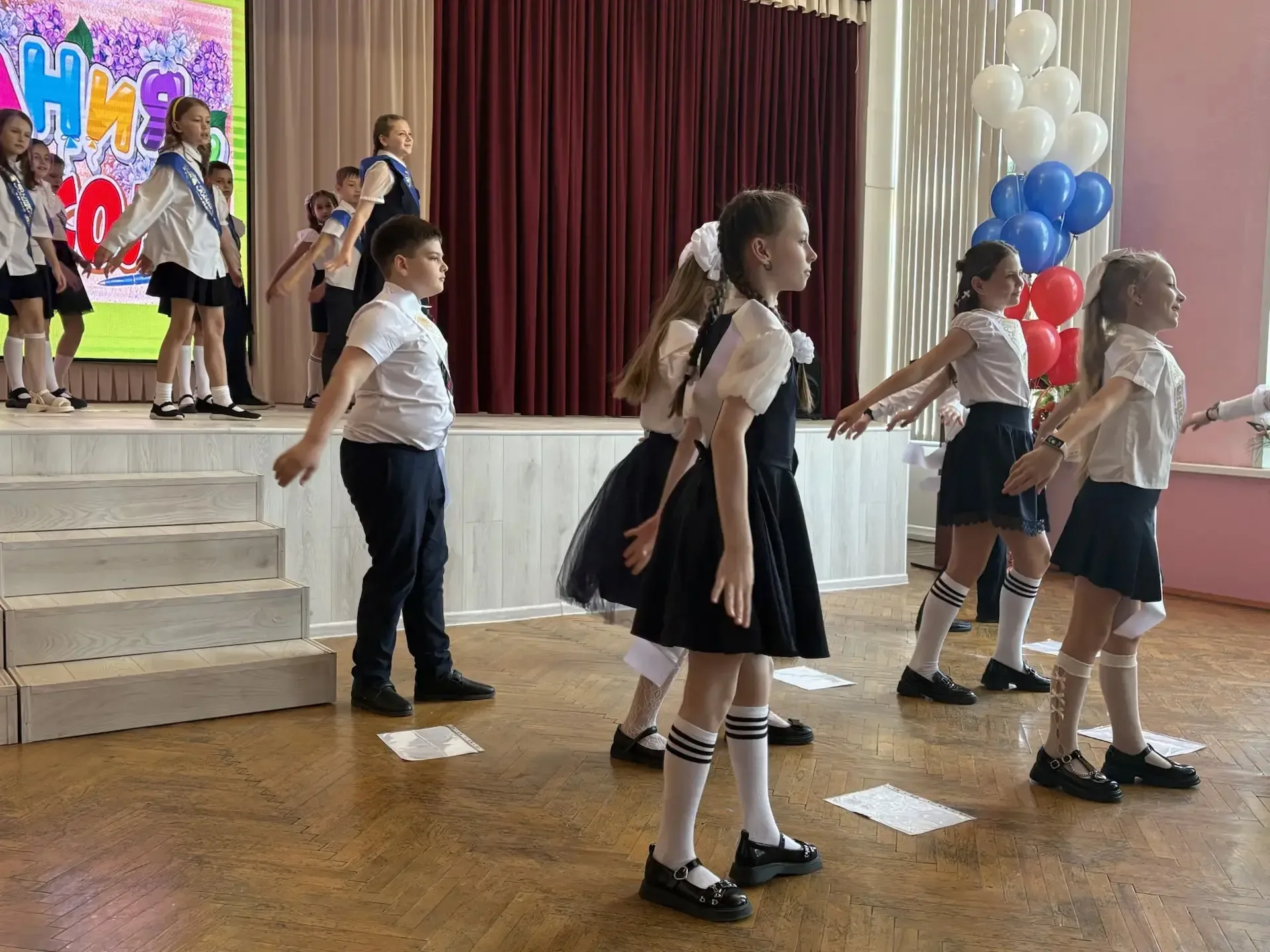✨Сегодня в МОУ Лицей №2 царила атмосфера праздника – мы провожали наших дорогих четвероклассников! Э