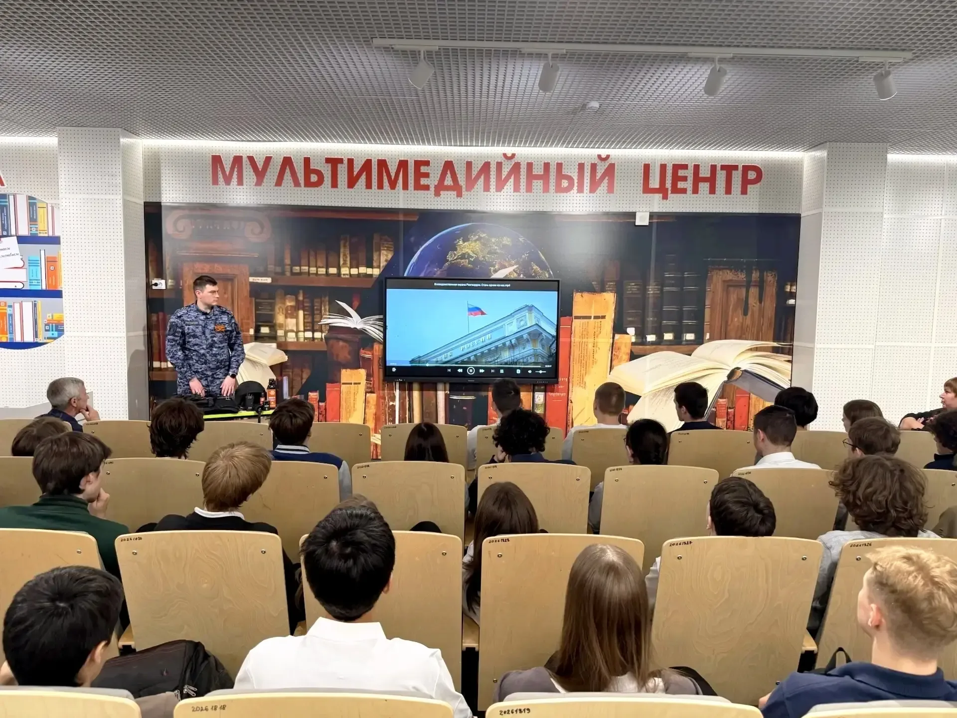 ПРОФИЛАКТИКА и ПРОФОРИЕНТАЦИЯ В #МАОУСОШ222 ✅  В нашей школе в конце апреля и первой половине мая дл