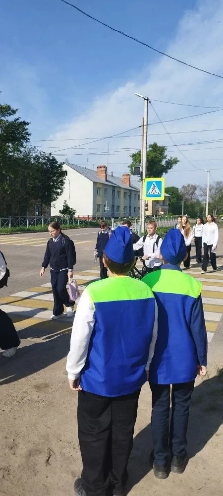 🇷🇺🚴🛴 Участники родительского патруля Школы-ЭКОТЕХ и члены кружка "Юные инспекторы дорожного движения