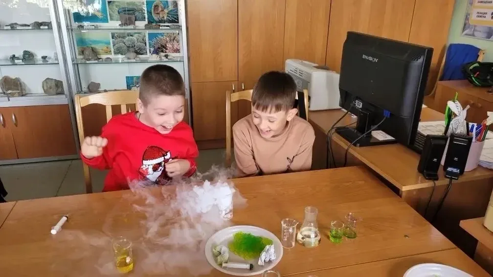 🌱15 мая ученики 2А класса совершили увлекательное путешествие в Алтайский краевой детский экологичес