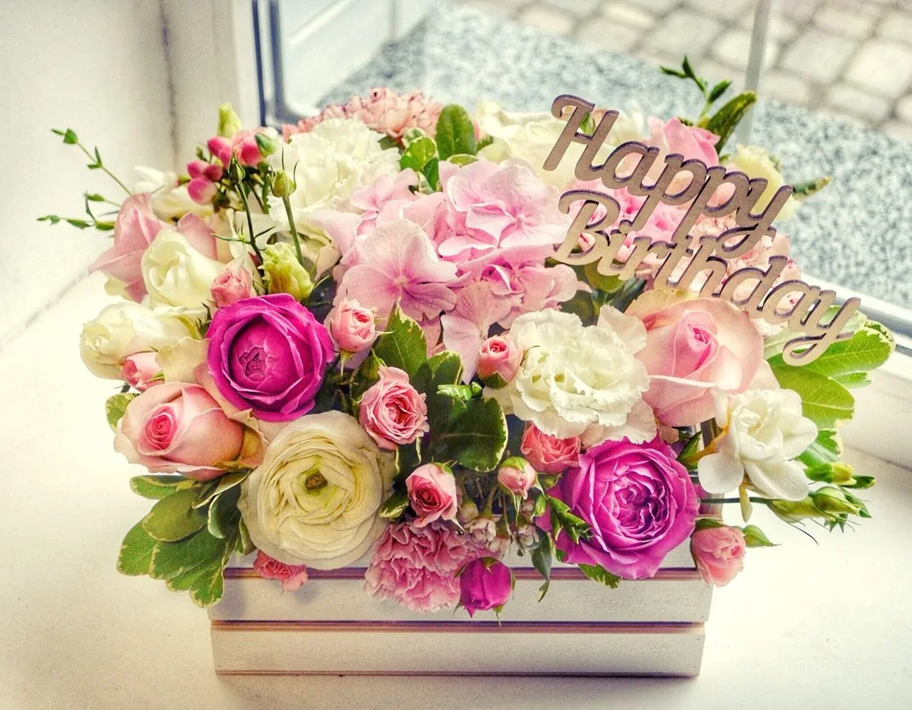 🎉 С ДНЁМ РОЖДЕНИЯ!    Поздравляем с Днём Рождения нашего замечательного учителя начальных классов - 