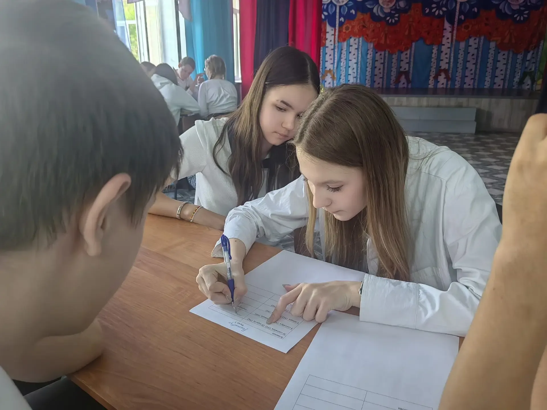 Мы гордимся успехами наших ребят! Команда «Никоновцы» заняла 2 место в квиз-игре «Наша Победа» среди