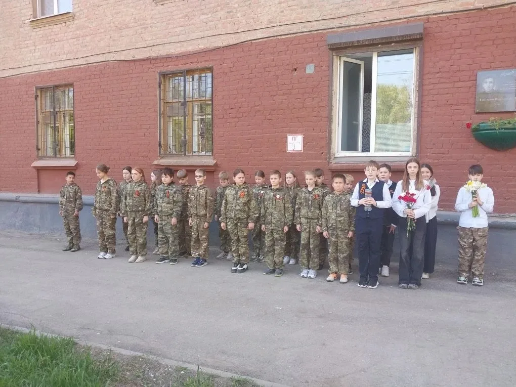 #Наследники Победы Юные патриоты отряда "Витязи" 5А класса почтили память Героев Советского Союза  В