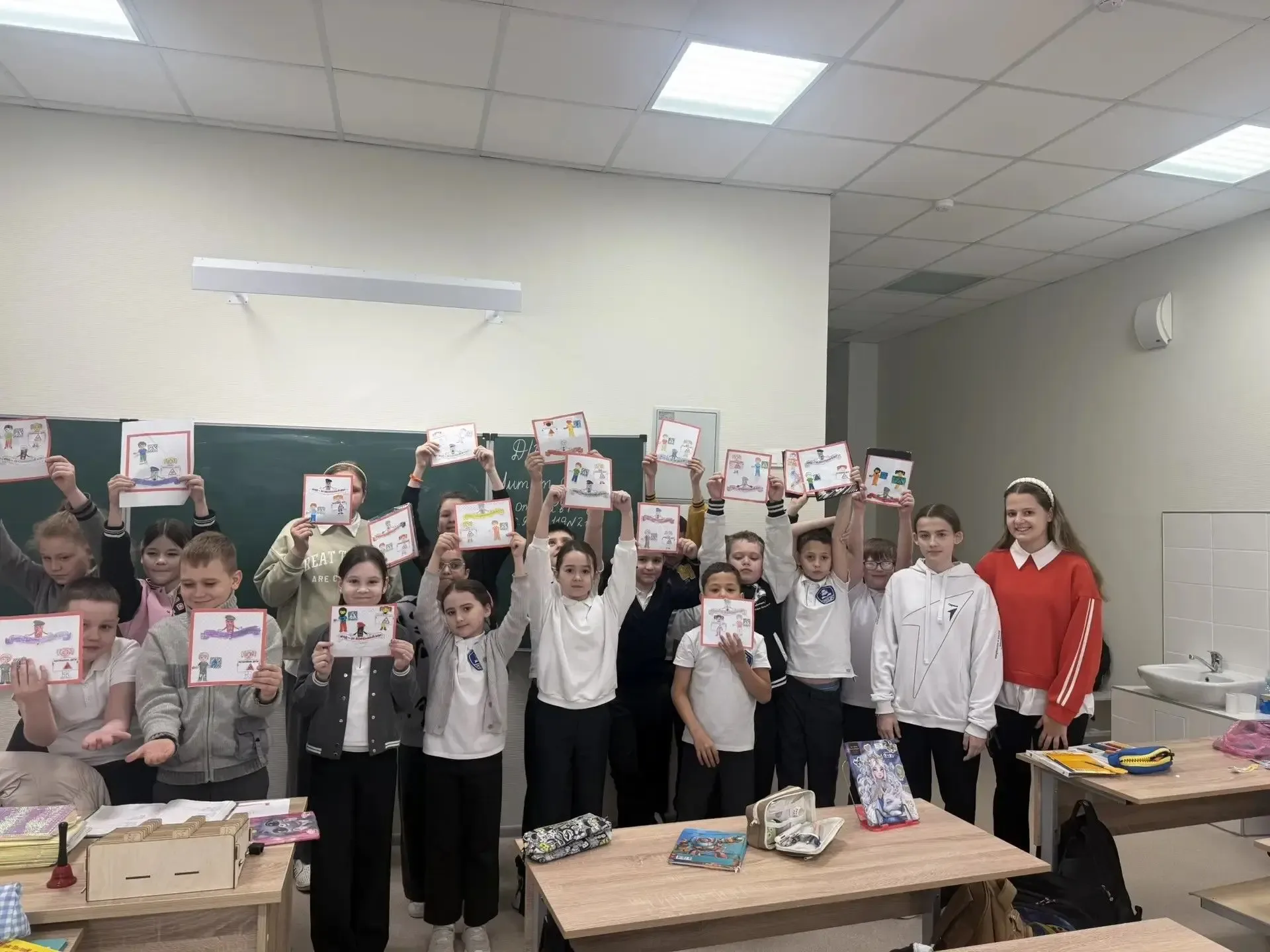 🚦«ЮИД — за безопасный мир!»: наша школа присоединилась к ежегодной городской акции  Главная цель акц