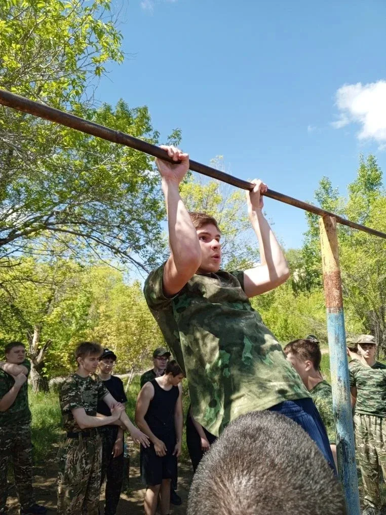 С 18 по 22 мая на базе клуба "Десантник" проходят учебные сборы для юношей 10 классов. В этом году в