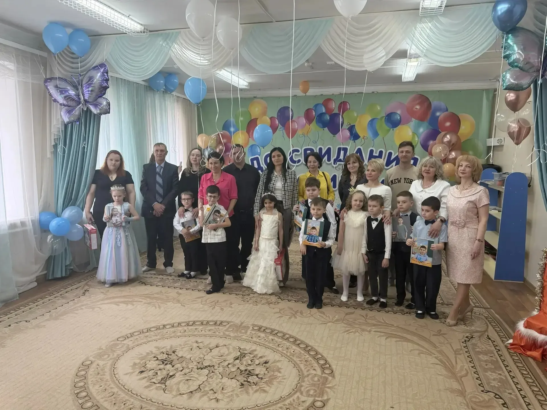 «До свидания, детский сад!» 🎓✨ 🎉 Выпускной в «Сказочном королевстве» 🎉 Вот и настал тот трогательный