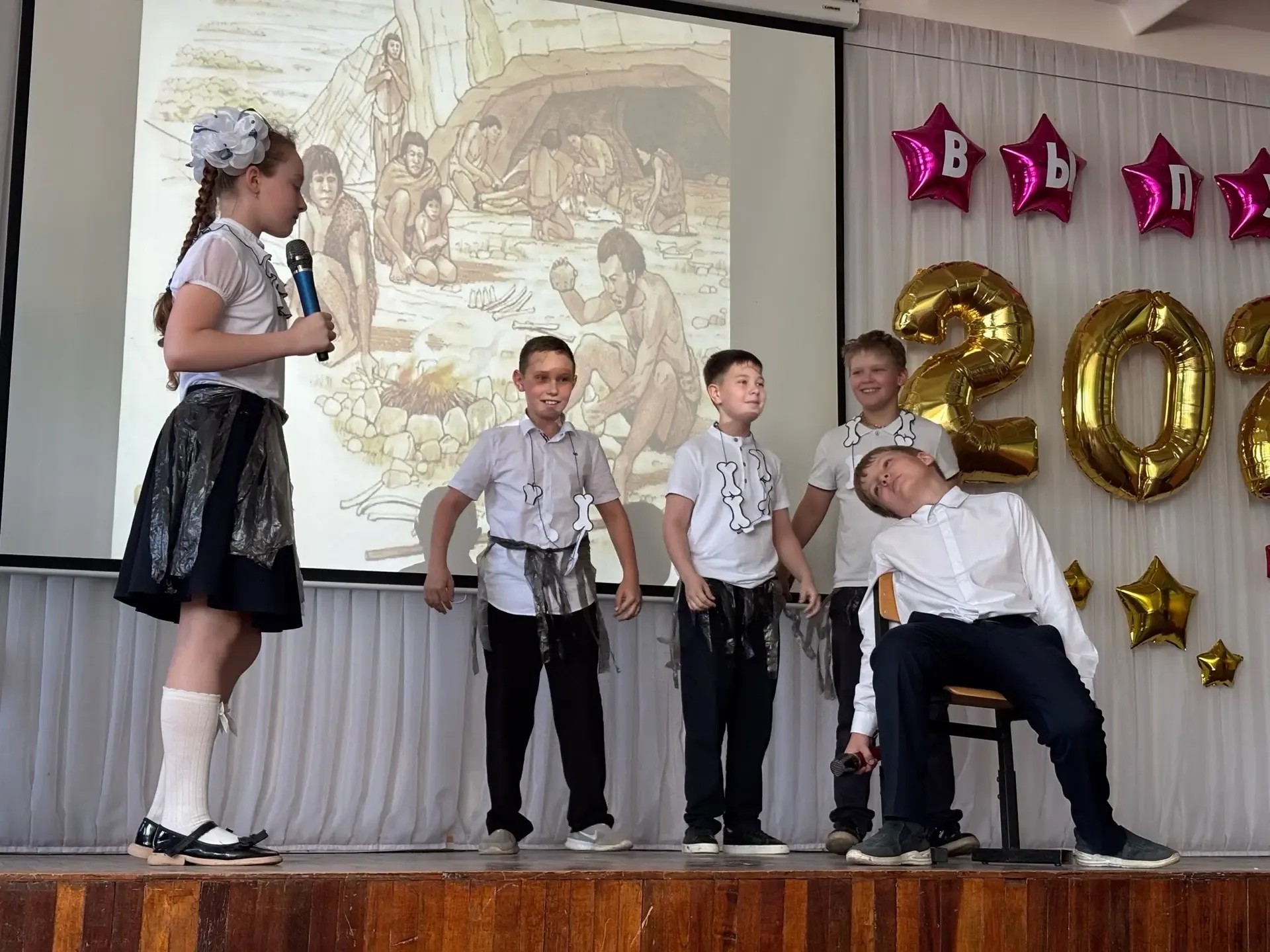 🎉 Выпускной в начальной школе- прощание с четвёртым классом!  Мы проводили наших замечательных четве