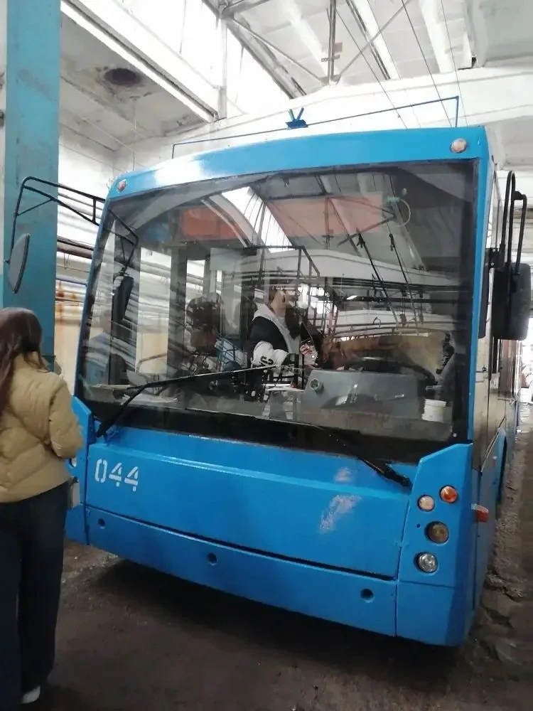 🚌 ⚙️Учащиеся 8 «В» класса совместно с Мигуновой Людмилой Викторовной побывали на экскурсии в МУП «Эк